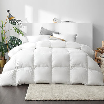 Giselle Bedding 700GSM Winter Doona Quilt Duck Down King