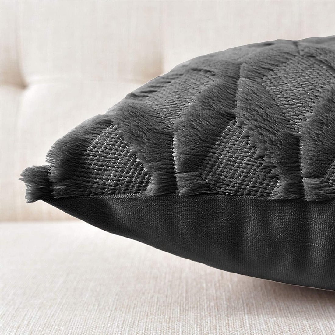 2 Pack Boho Faux Fur Throw Pillow Cover Set 45x45cm Black