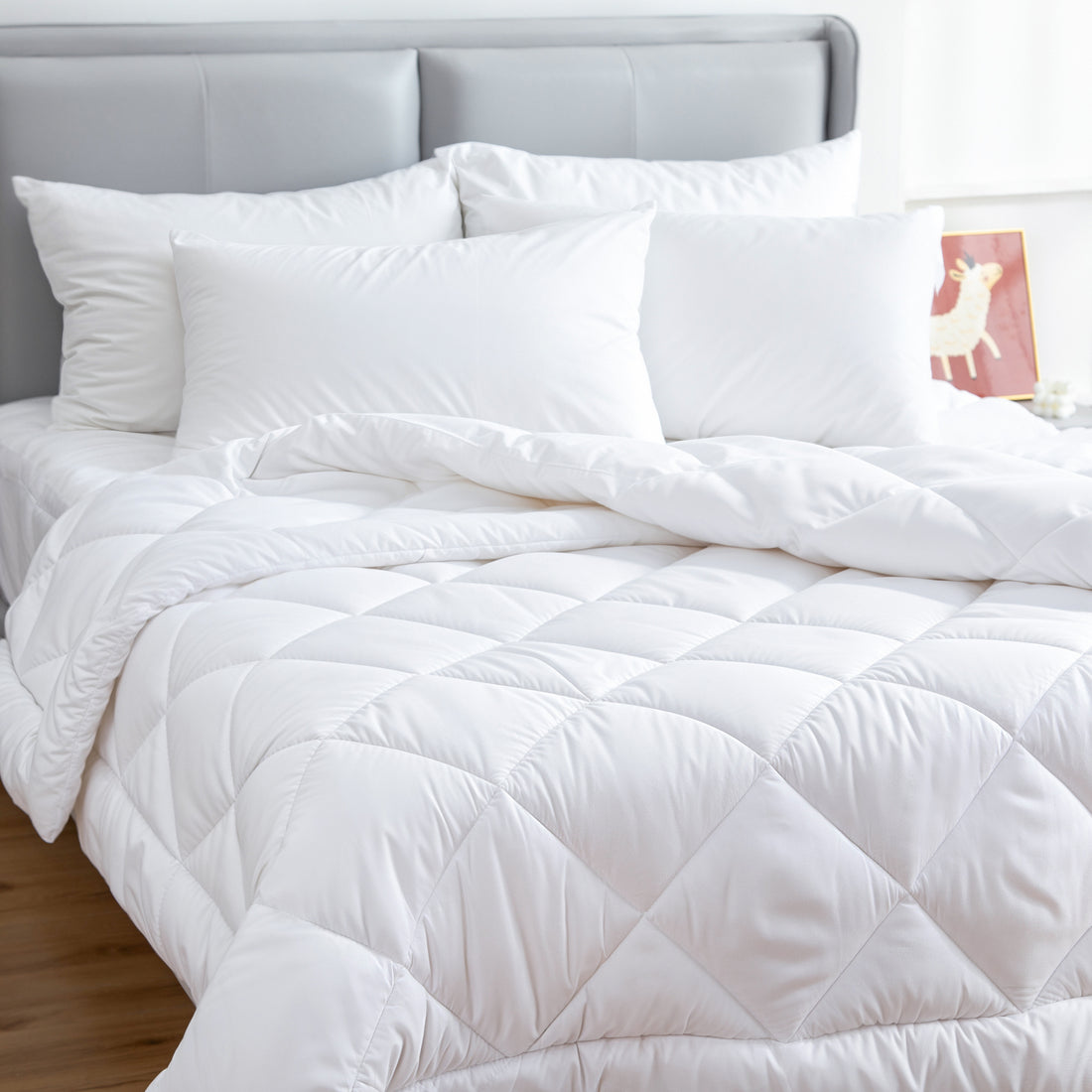 Hacienda 350GSM Winter Microfibre Bamboo Quilt King White