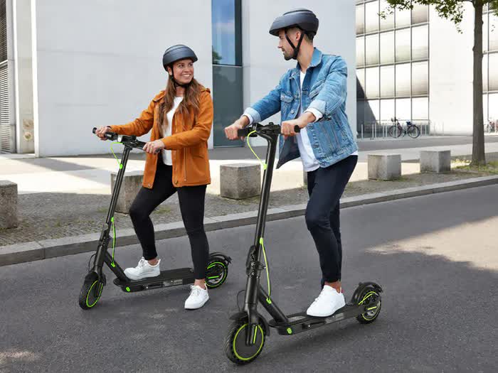 BUNA Classic Electric Scooter for Adults 350W 25km/h 25km Range