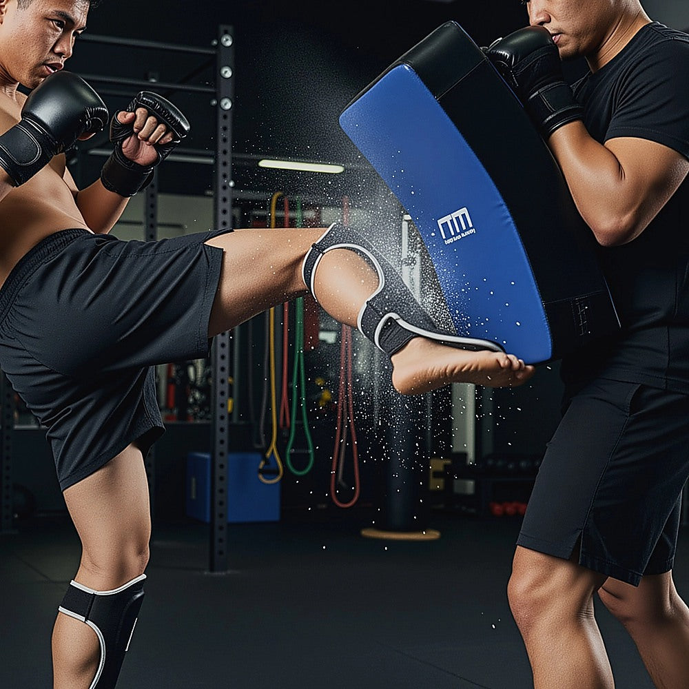 Heavy-Duty Curved Strike Shield 70x40cm Combat Training