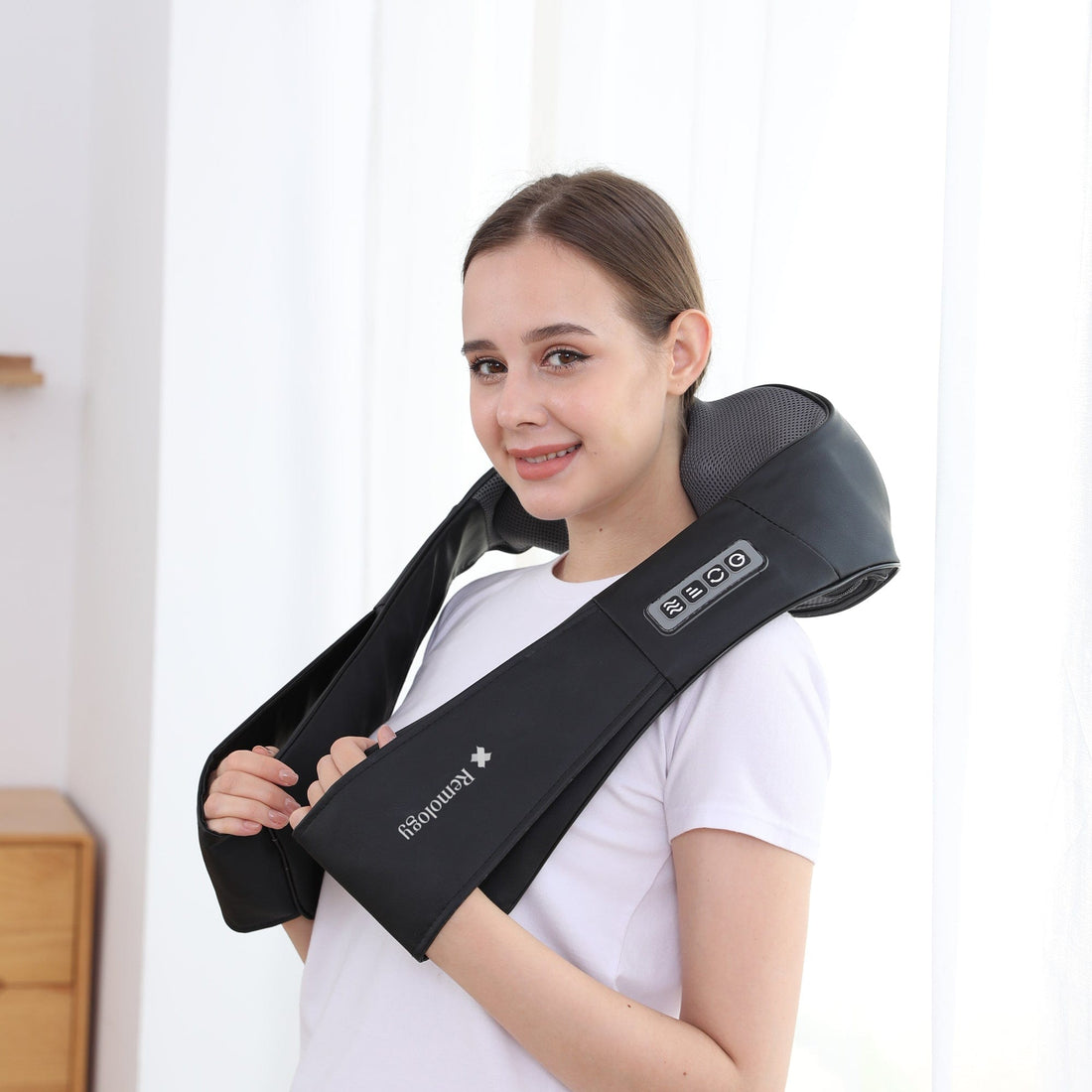 Heated Shiatsu Neck Massager with 4D Deep Tissue Kneading