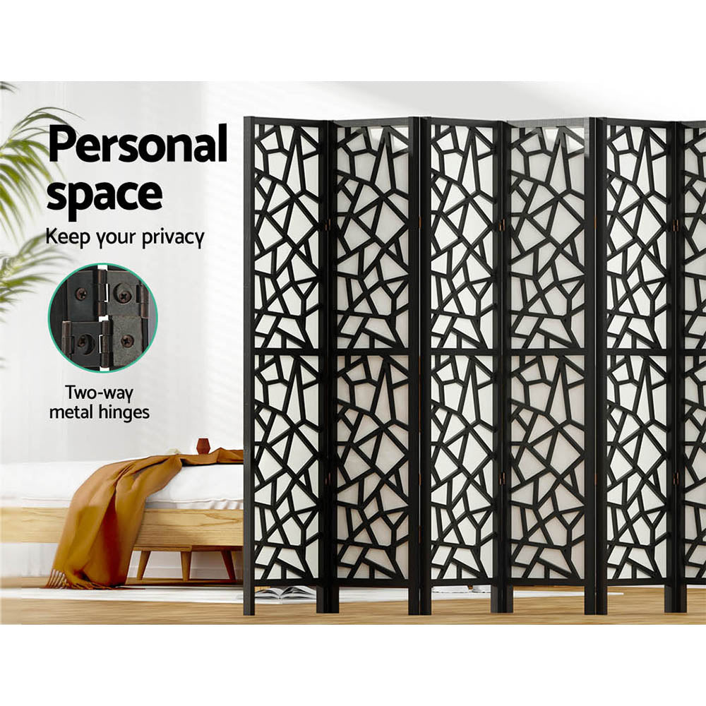 Black 8-panel geometric MDF room divider personal space lifestyle with pine bed and two-way metal hinges callout